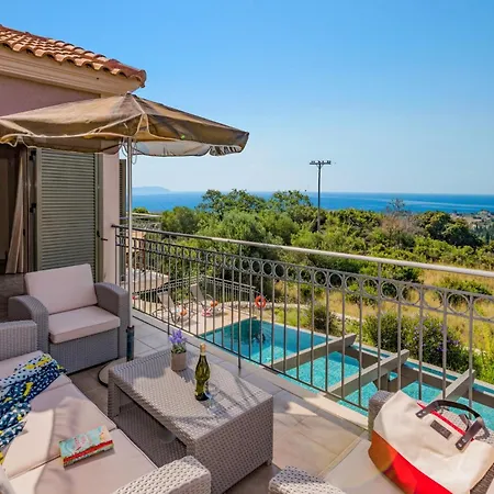 Helona Sun By ヴィラ *