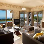 Villa Helona Sun By