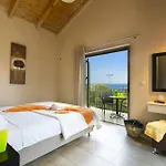 Villa Helona Sun By